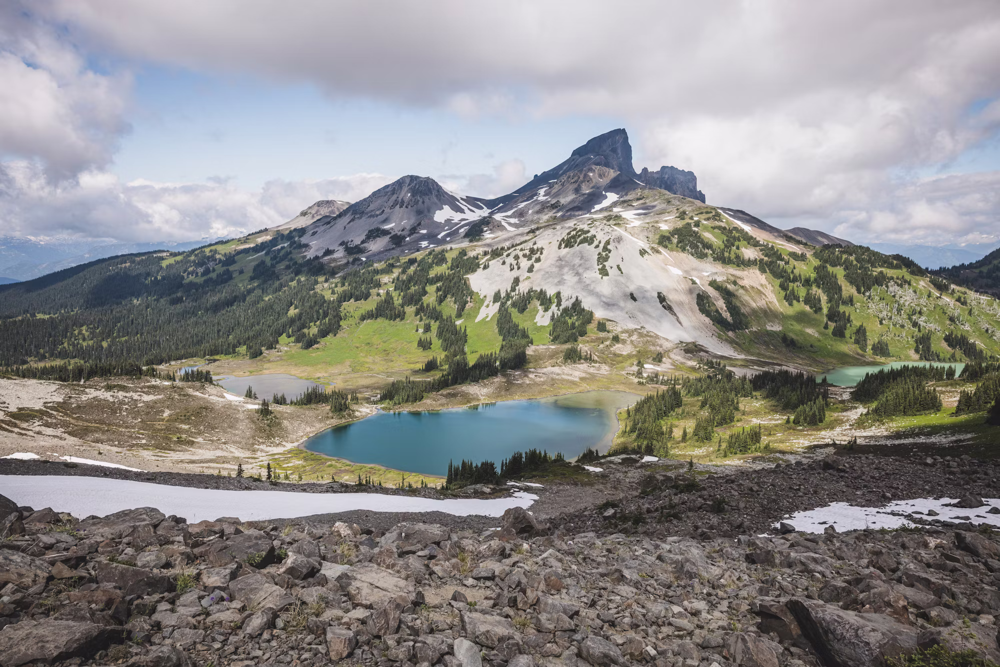 Exploring the World on Foot: A Complete Guide to Hiking